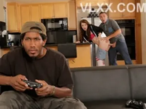 Lên đỉnh khi được người yêu cầu hôn, nhưng có gì đó sai sai