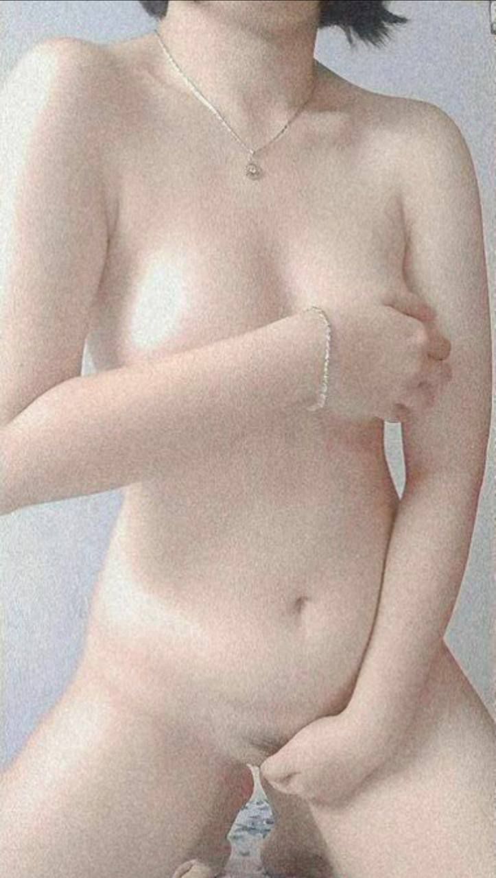 Horny Japanese milfs with gorgeous body are hungry for young hard cock... [SPRD-809]